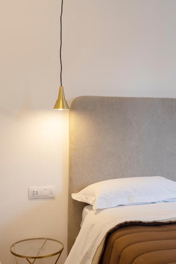 Deluxe Room,1351627175:JPEG